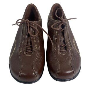 Clarks Brown Leather Womens Lace-Up Comfort Shoes Cream Stitching Size 7.5W